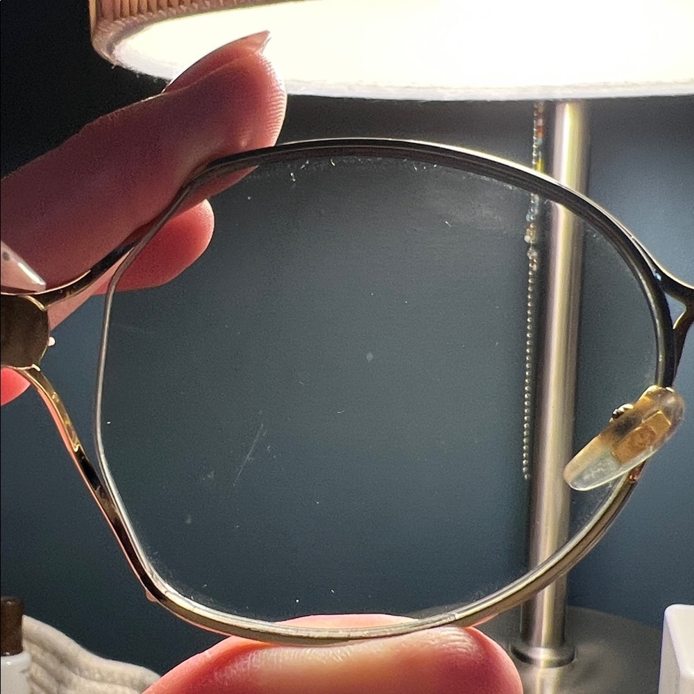 Vintage Gucci GG 2846/S Gradient Lense Sunglasses w/ Gold & Black Frames - Picture 11 of 15